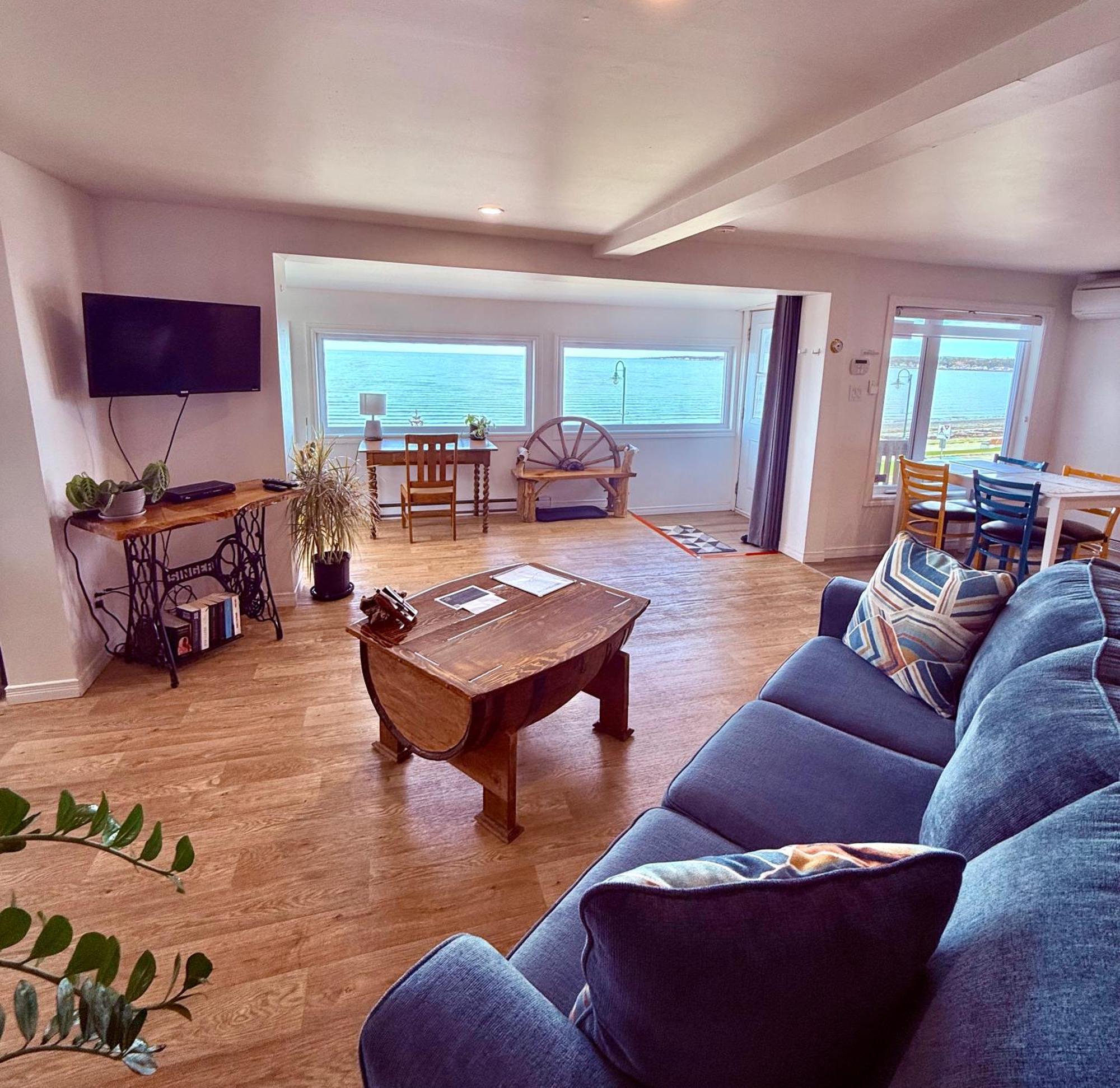 L'Appat Buvette Et Couchette De Sainte-Luce - Appartements De Vacances Modernes, Calmes Et Ressourcant Sur Le Fleuve Екстериор снимка